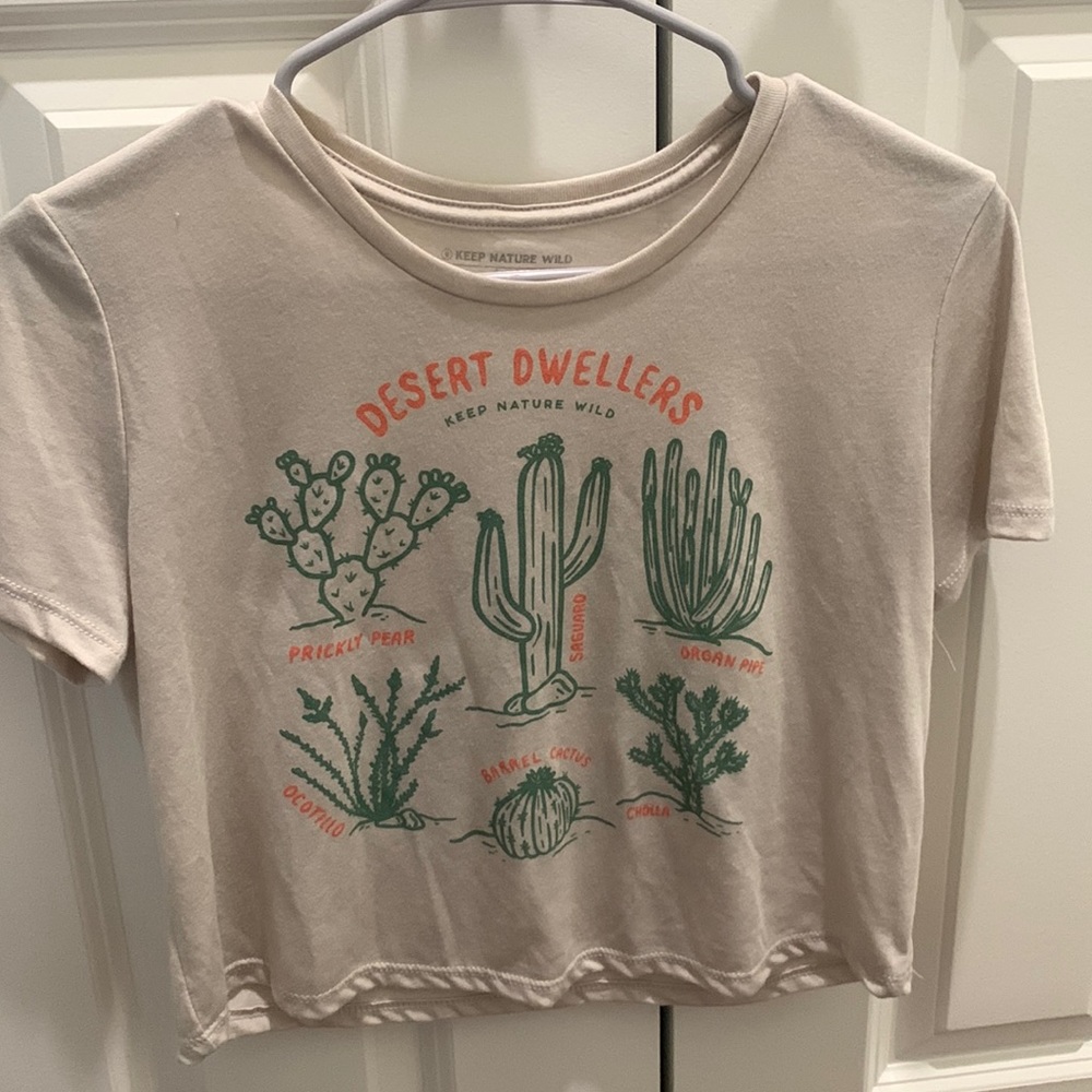 NEW - Keep Nature Wild Women’s Crop Top